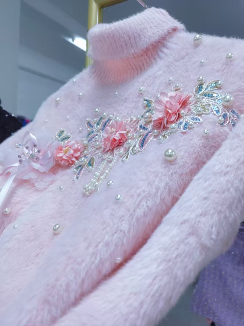 Suéter Rosa Ajustado con Cuell - Winter Clothing Photo reseña y precio